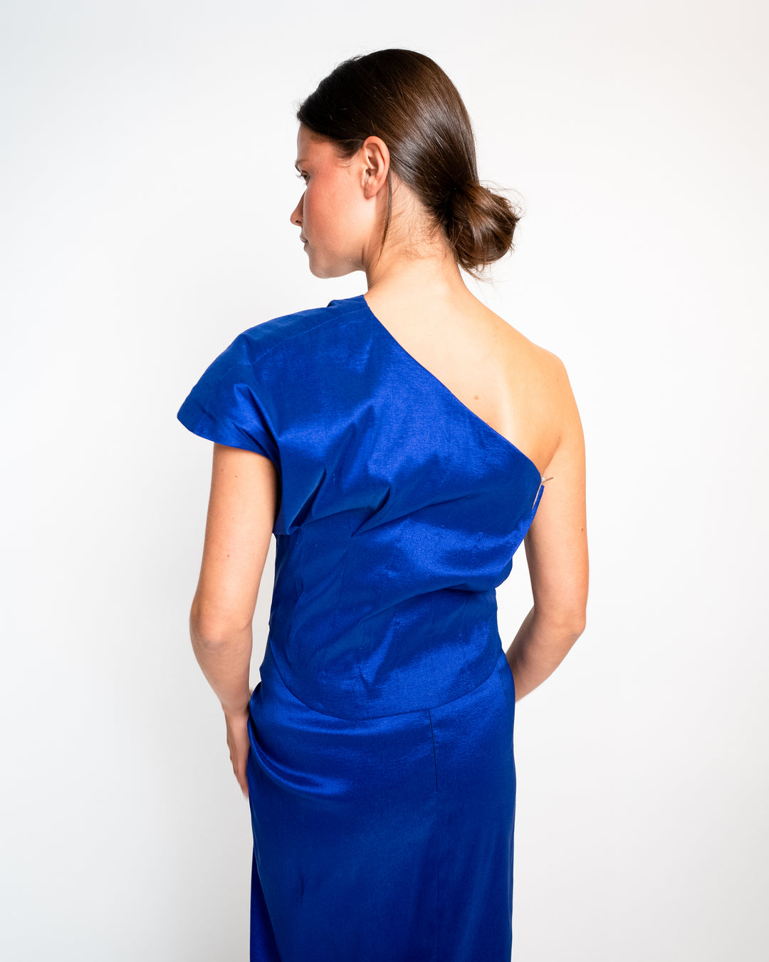LIRA | ONE SHOULDER TOP